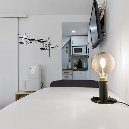 Studio Basement Flat In The Heart Of Alfama
